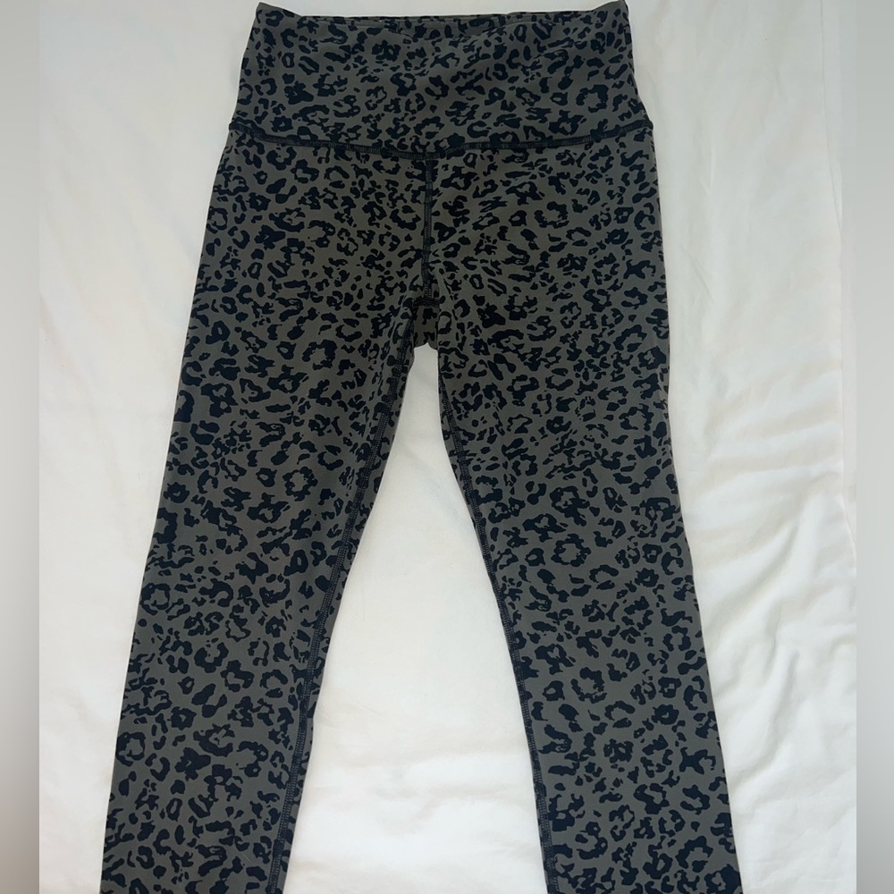 LEOPARD ELATION ULTRA HIGH RISE TIGHT - Picture 4 of 5